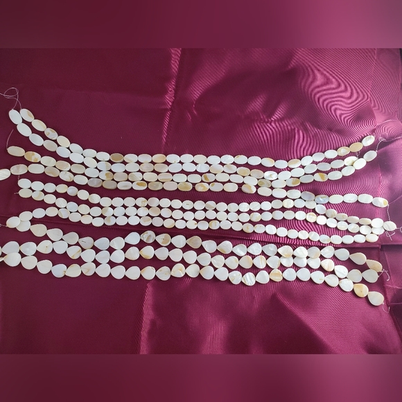 Mother of Pearl Beads for jewelry making, 10 strands, ~300 beads - Picture 3 of 6